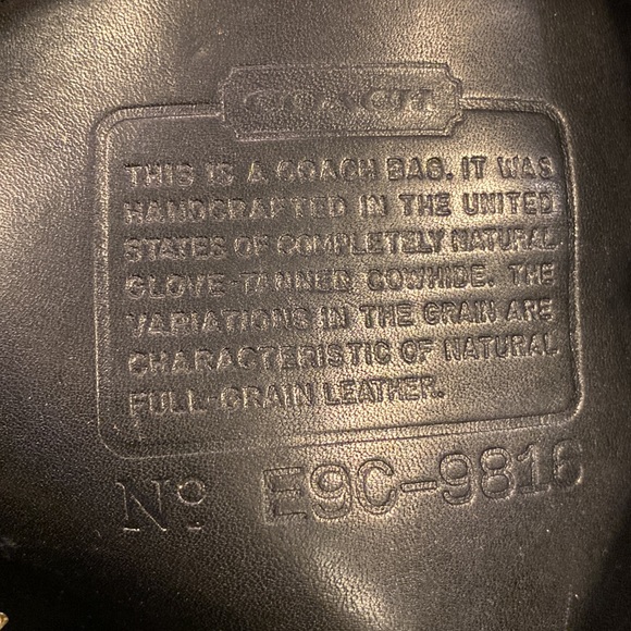 Vintage Coach black leather crossbody - Picture 2 of 2